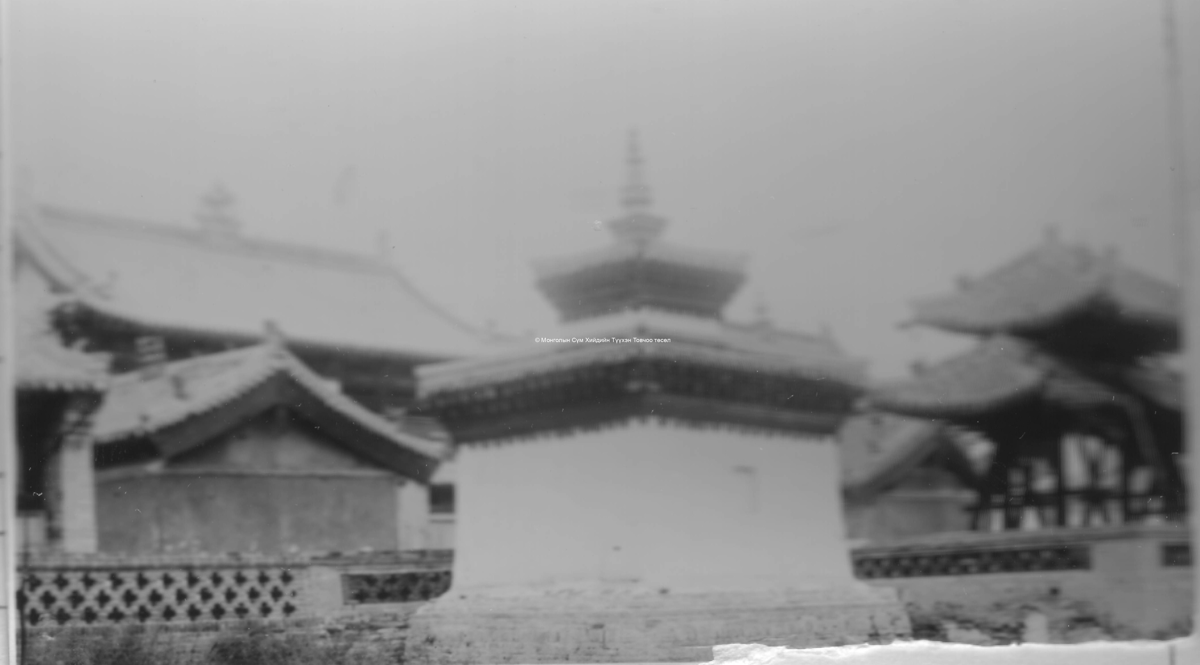 Zuu temples with a relics stupa (bunkhan).